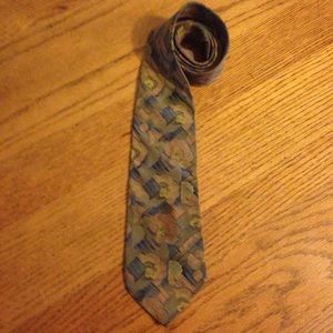Charleston TieRack necktie